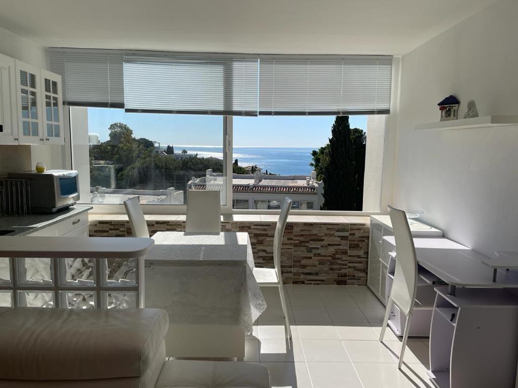 Precioso Estudio En Zona Residencial Miraflores Malaga Luaran gambar