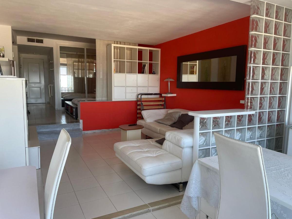 Precioso Estudio En Zona Residencial Miraflores Malaga Luaran gambar