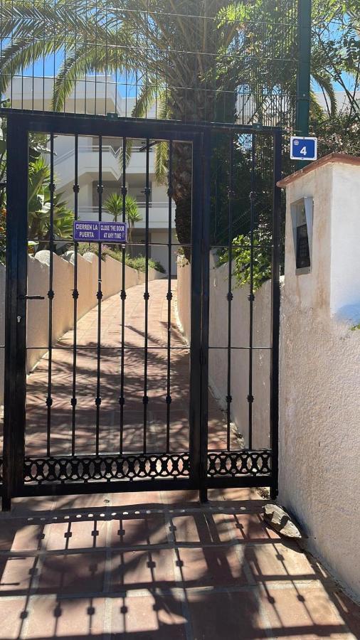 Precioso Estudio En Zona Residencial Miraflores Malaga Luaran gambar